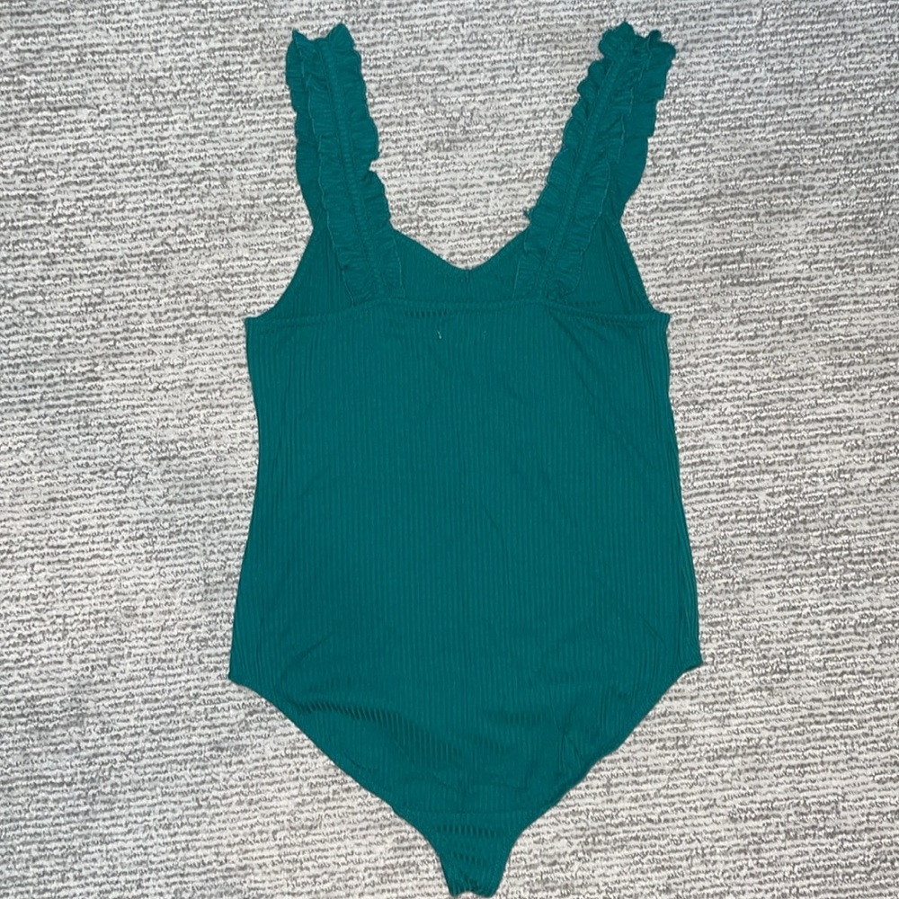 BP. Ruffle Strap Ribbed Bodysuit - Green Alpine (M) - Picture 11 of 11